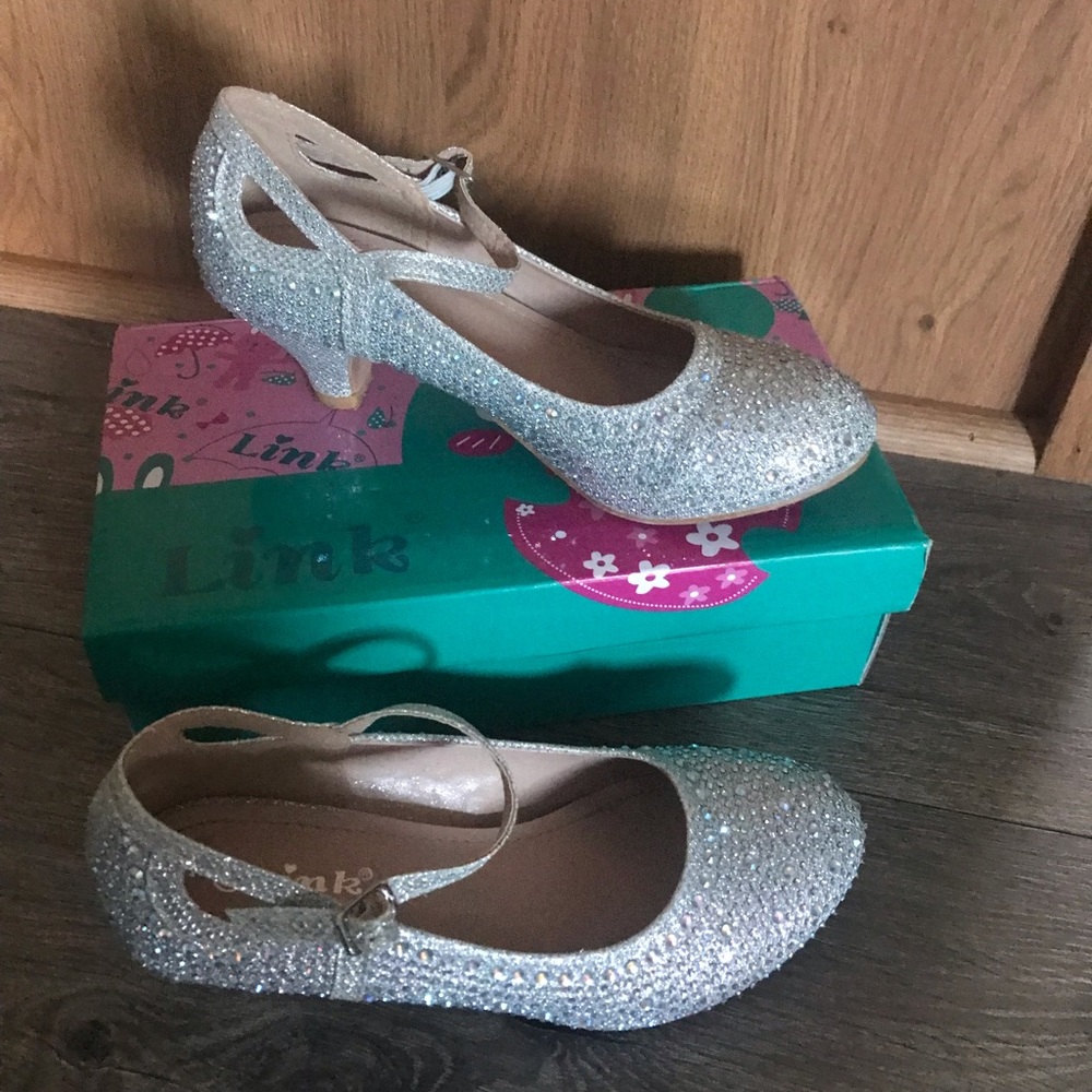 Dress shoes